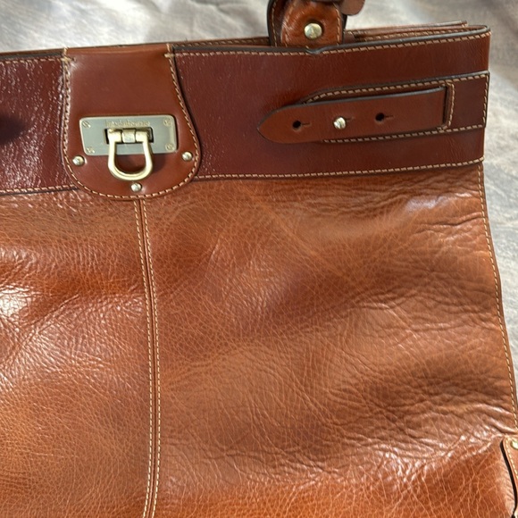 Vintage Liz Claiborne leather handbag with lock clasp and belt cinch. Excellent. - Picture 4 of 7